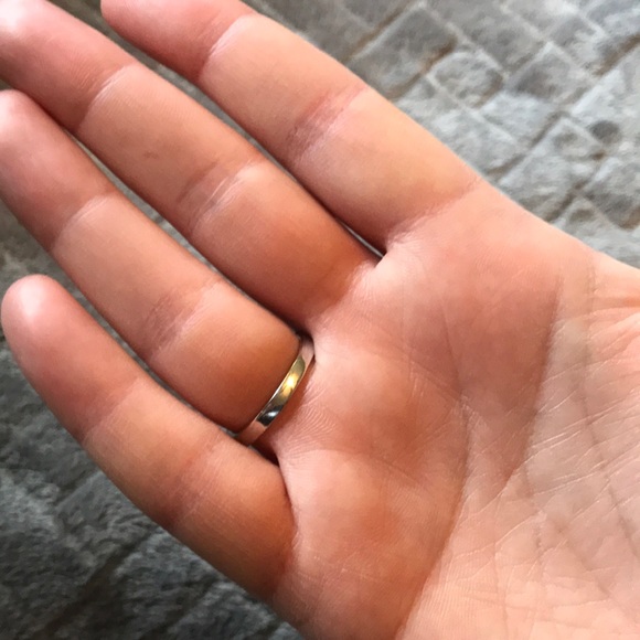 Stunning pink statement ring - Picture 3 of 4